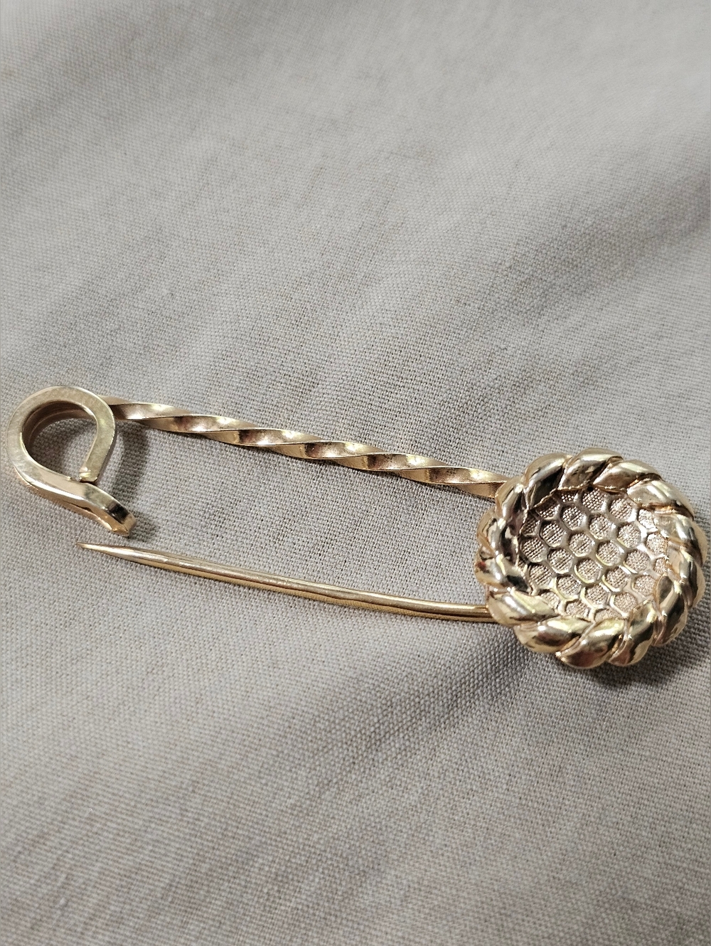 Gold Safety Pin Brooch with Textured Medallion - Picture 4 of 6